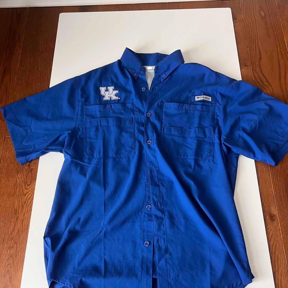 Columbia Men's Royal Blue Casual Button Down Shirt with UK logo mens size small